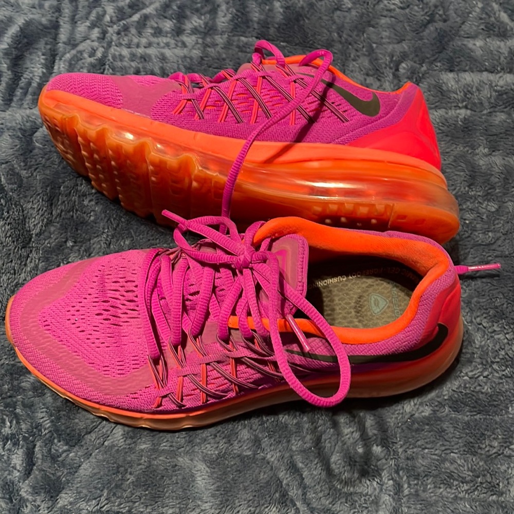 Nike shoes